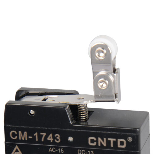 Alternative view of CM 1743 / Micro switch  fim de curso acionamento tipo pino haste com roldana dobravel 15A/250V